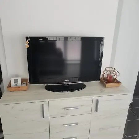 Apartman Kewser Lägenhet *