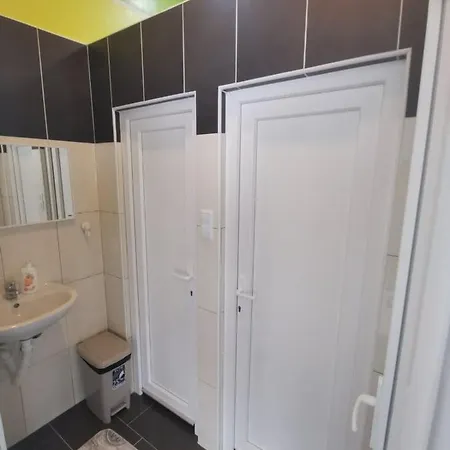 Lägenhet Apartman Kewser *